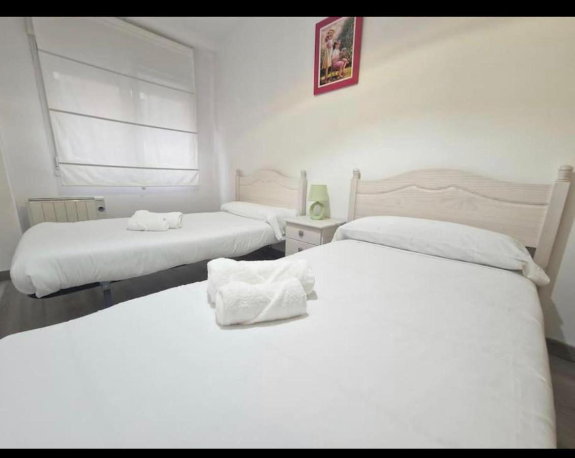 Apartamento Con Terraza Y Parking Gijón Rum bild